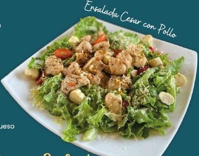 Ensalada César con pollo